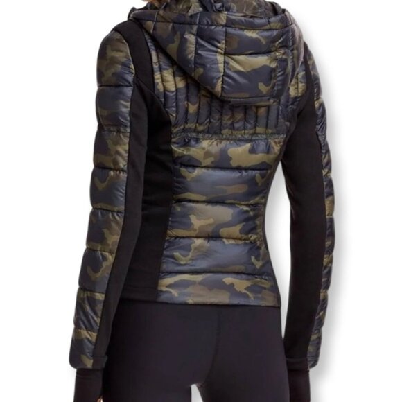 Aqua NWT Camo Camouflage Puffer + Soft Shell Athletic Jacket with Hood Size XS - Picture 2 of 13